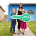 Crianças de escolas municipais recebem brinquedos no Natal do Bem