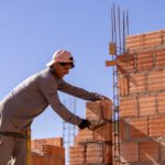 AVANÇAM AS OBRAS DE CONSTRUÇÃO DA QUADRA COBERTA NO BAIRRO VILA UNIÃO